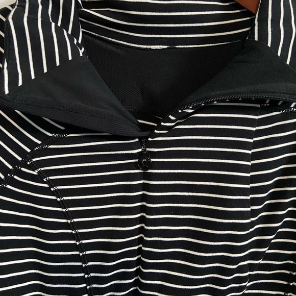 Lululemon Base Runner 1/2 Zip - Picture 5 of 7